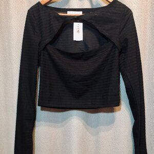 NWT La Petite Garçonne Boutique HYFVE Black Long Sleeve Cut Out Crop Top L